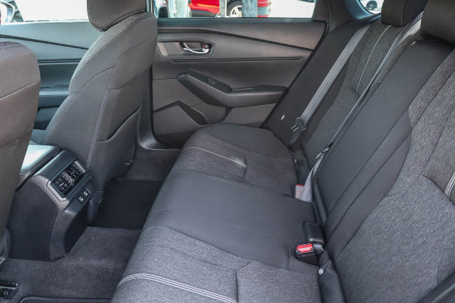 Used 2025 Honda Accord Sport image 18