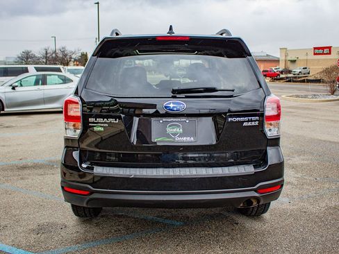 Used 2017 Subaru Forester 2.5i Premium image 8