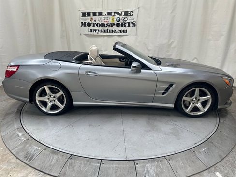 Used 2013 Mercedes-Benz SL 550 w/ Premium Pkg image 8