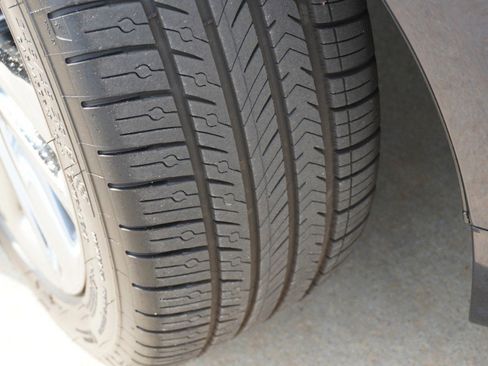 Used 2017 Lexus LS 460 image 11