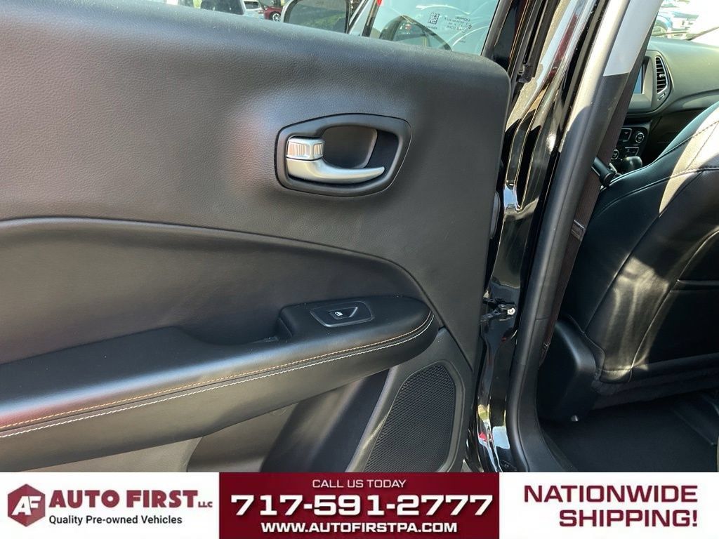 Used 2021 Jeep Compass Latitude w/ Convenience Group AWD/4WD image 11