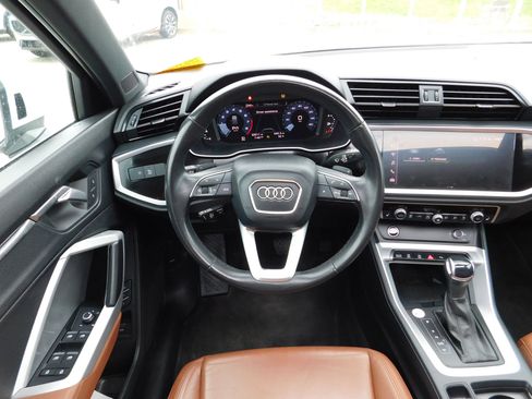 Used 2024 Audi Q3 2.0T Premium AWD/4WD image 13