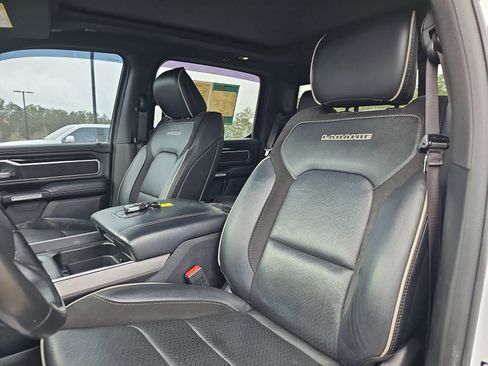 Used 2021 RAM 1500 Laramie w/ Sport Appearance Package image 16