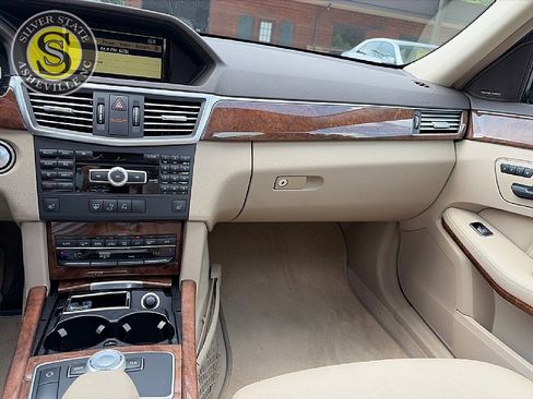 Used 2012 Mercedes-Benz E 350 4MATIC Sedan image 21