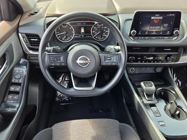 Used 2023 Nissan Rogue SV FWD image 11