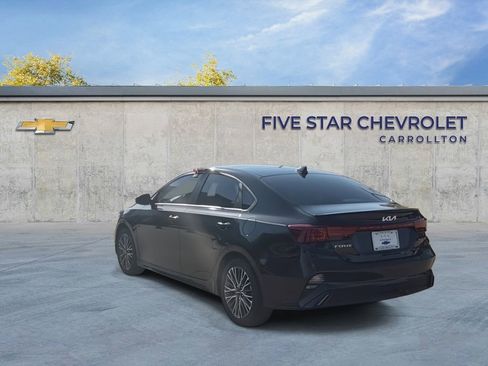 Used 2024 Kia Forte GT-Line FWD image 7