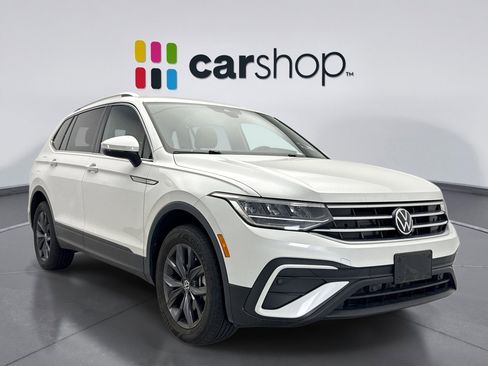 Used 2023 Volkswagen Tiguan SE image 7