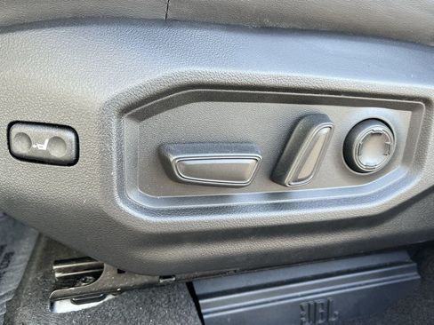 Used 2023 Toyota Tundra Capstone AWD/4WD image 24