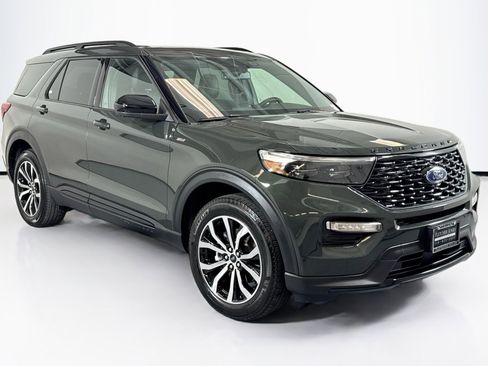 Used 2022 Ford Explorer ST-Line w/ Class IV Trailer Tow Package image 3