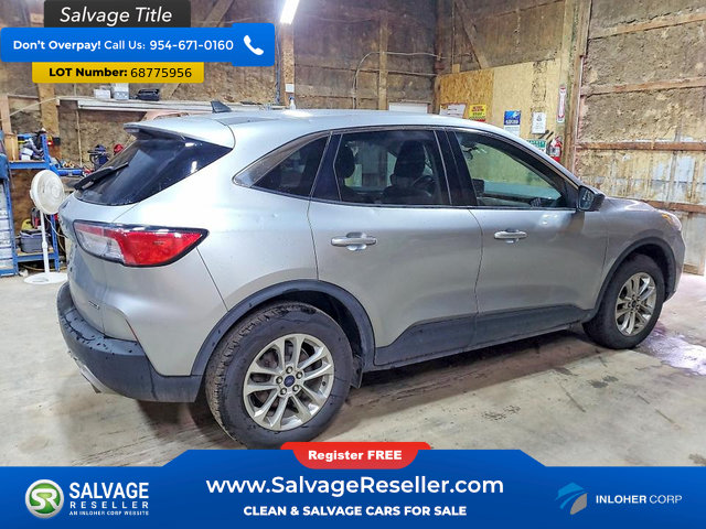 Used 2022 Ford Escape SE w/ Convenience Package AWD/4WD image 4