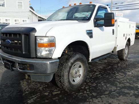 Used 2008 Ford F350 XL image 2