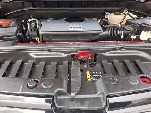 Used 2023 Chevrolet Silverado 1500 High Country w/ Technology Package image 28