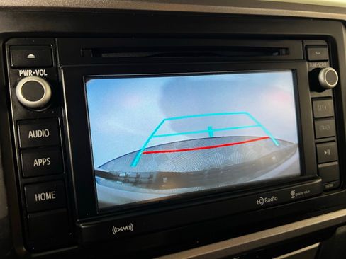 Used 2019 Toyota Tacoma SR5 RWD image 18
