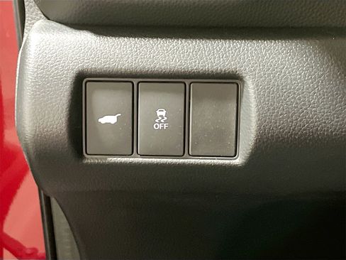 Used 2025 Honda Pilot EX-L image 10