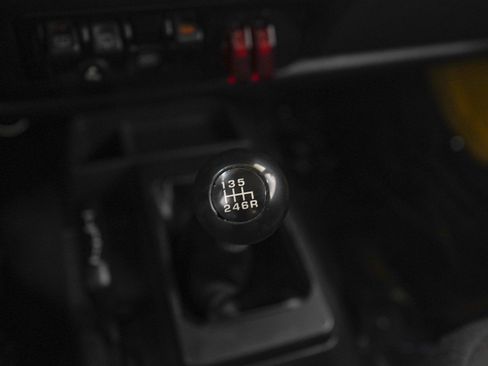 Used 2006 Jeep Wrangler Unlimited Rubicon AWD/4WD image 18