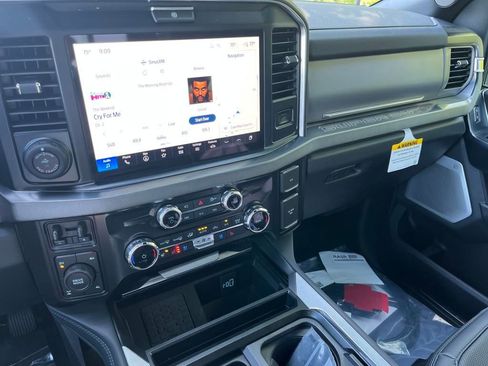 New 2025 Ford F350 Platinum image 19