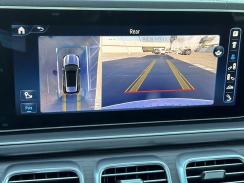 Used 2024 Mercedes-Benz GLE 350 4MATIC image 19