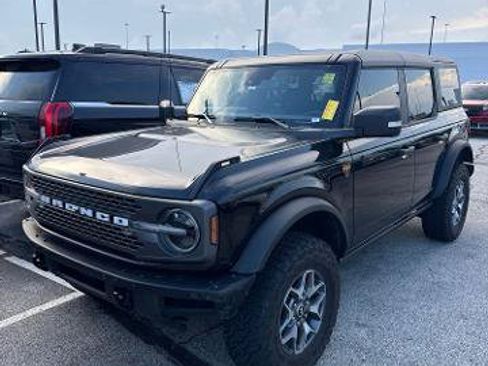 Certified 2024 Ford Bronco Badlands AWD/4WD image 1