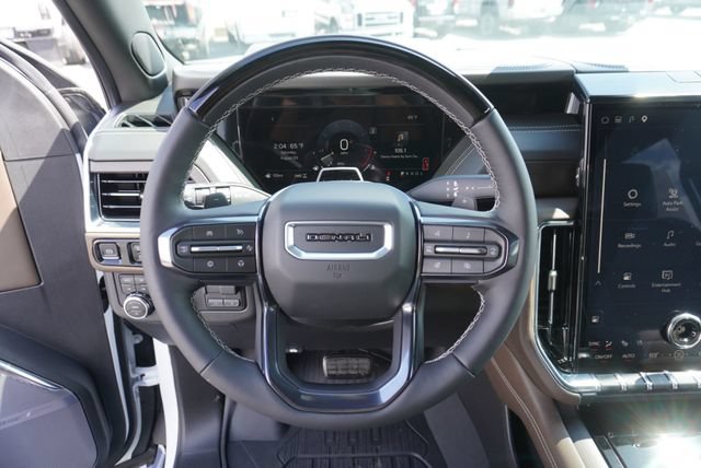 Used 2026 GMC Yukon Denali Ultimate w/ LPO, Floor Liner Package AWD/4WD image 33