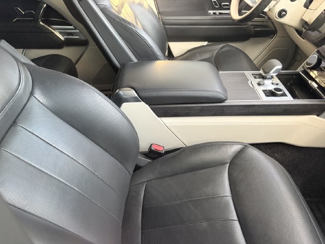 Used 2023 Land Rover Range Rover Long Wheelbase Autobiography AWD/4WD image 7