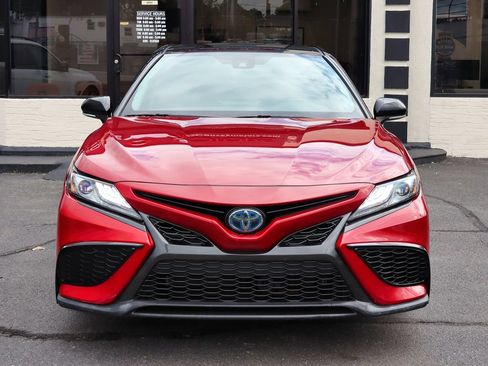 Used 2021 Toyota Camry XSE w/ Cold Weather Package FWD image 3