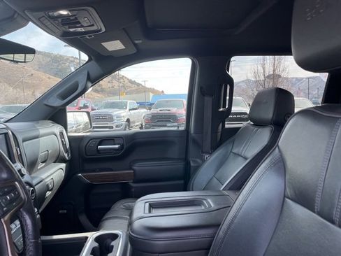 Used 2021 Chevrolet Silverado 1500 High Country image 15