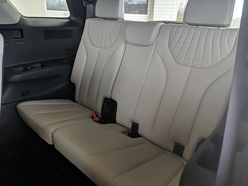 Used 2023 Hyundai Palisade Limited image 14