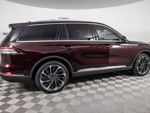 Used 2022 Lincoln Aviator Reserve w/ Equipment Group 201A AWD/4WD image 4