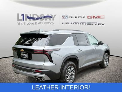 Certified 2025 Chevrolet Traverse LT