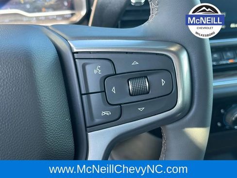 Used 2024 Chevrolet Silverado 1500 LT image 27