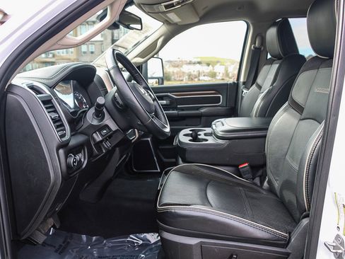 Used 2024 RAM 2500 Laramie image 16