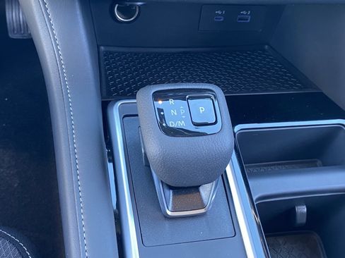 New 2025 Nissan Pathfinder SV image 31