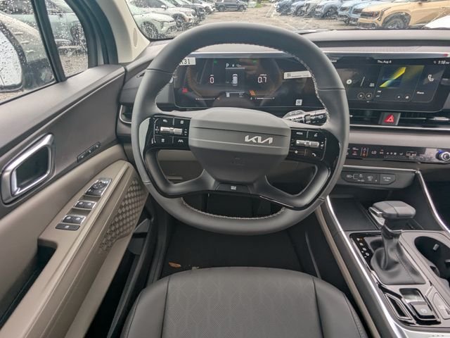 New 2027 Kia Carnival EX FWD image 17