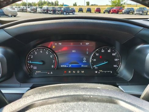Used 2020 Ford Explorer XLT w/ Equipment Group 202A AWD/4WD image 29