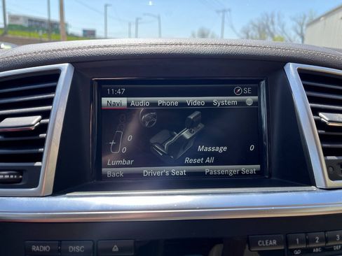 Used 2016 Mercedes-Benz GL 450 4MATIC image 15