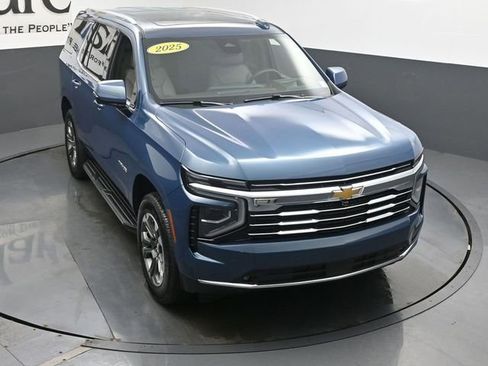 Used 2025 Chevrolet Tahoe LT w/ Advanced Technology Package AWD/4WD image 49