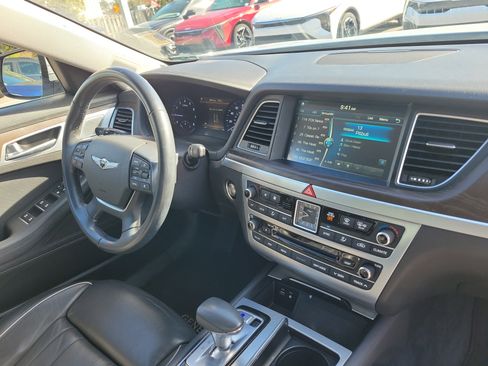 Used 2018 Genesis G80 3.8 w/ Option Group 03 image 8