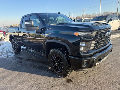 Used 2026 Chevrolet Silverado 2500 Custom w/ Custom Convenience Package image 6