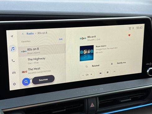 New 2027 Toyota Prius XLE FWD image 21