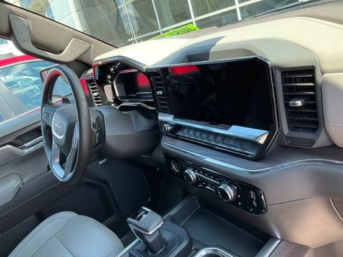 Used 2023 GMC Sierra 1500 SLT w/ SLT Premium Package AWD/4WD image 14