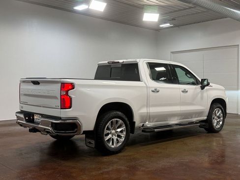 Used 2021 Chevrolet Silverado 1500 LTZ image 24