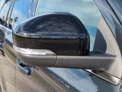 New 2026 Ford Expedition Active image 12