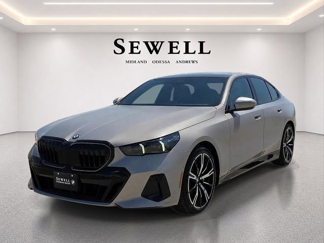 Used 2027 BMW 530i w/ M Sport Package RWD image 1