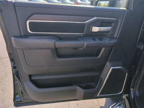 Used 2025 RAM 3500 Laramie w/ Sport Appearance Package AWD/4WD image 12