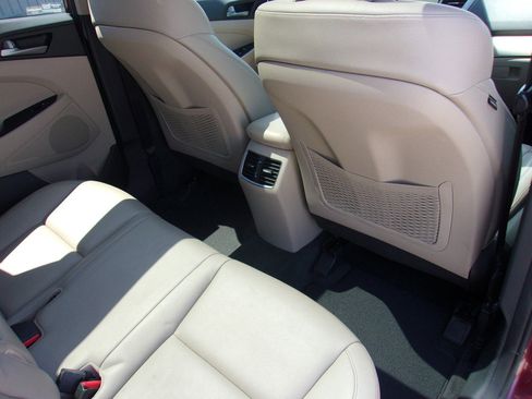 Used 2016 Hyundai Tucson Limited w/ Option Group 03 image 26