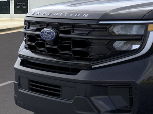 New 2026 Ford Expedition Max Active image 17