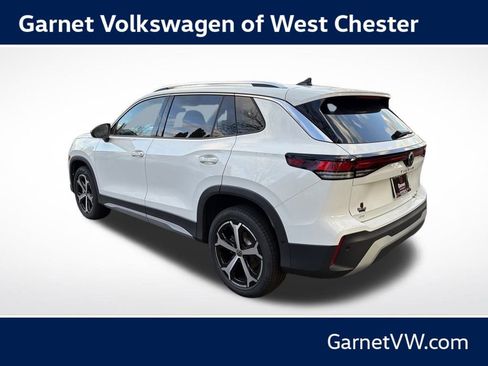 New 2025 Volkswagen Tiguan SE AWD/4WD image 3
