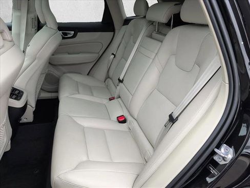 Used 2019 Volvo XC60 T5 Inscription w/ Protection Package Premier FWD image 20