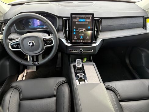 New 2026 Volvo XC90 B6 Ultra w/ Protection Package Premier image 11