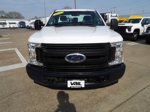 Used 2017 Ford F250 XL image 5